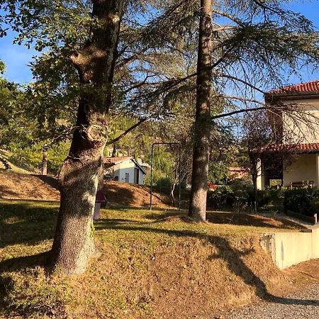 ヴィラ Large For 20 Guests On Large Estate With Private Pool And Tennis Court Big Conference With Facilities Villaitaly Eu カイロ・モンテノッテ