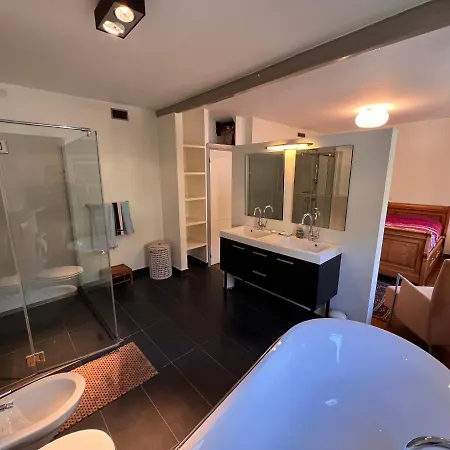 Large For 20 Guests On Large Estate With Private Pool And Tennis Court Big Conference With Facilities Villaitaly Eu