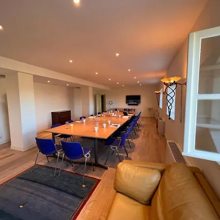 Estate: Conference & Leisure Retreat For 20 Villa *