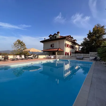 Estate: Conference & Leisure Retreat For 20 Cairo Montenotte