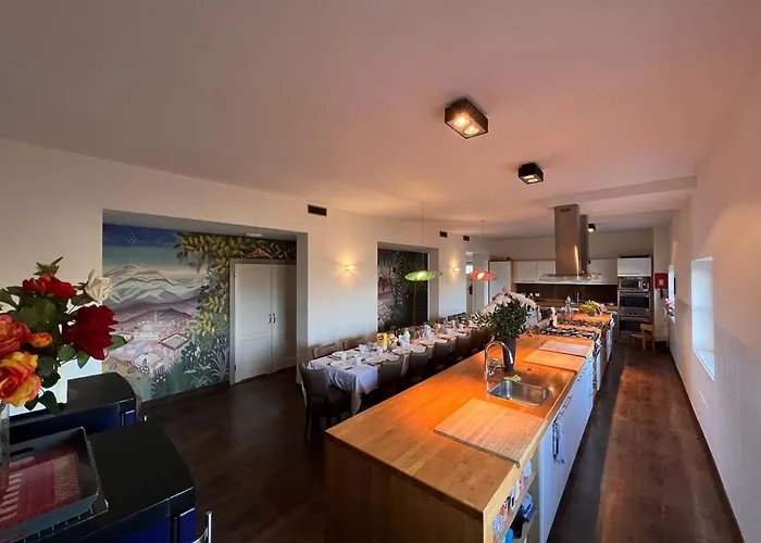 Large For 20 Guests On Large Estate With Private Pool And Tennis Court Big Conference With Facilities Villaitaly Eu *