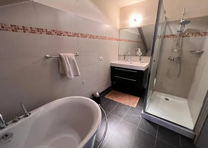 Villa Large For 20 Guests On Large Estate With Private Pool And Tennis Court Big Conference With Facilities Villaitaly Eu